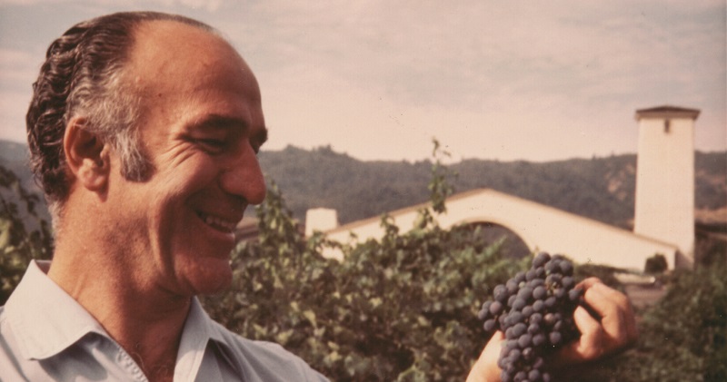 Robert Mondavi with Grapes
